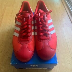 Adidas Gazelle “I Love Paris” – Red – Women’s Size 11 – Excellent Condition